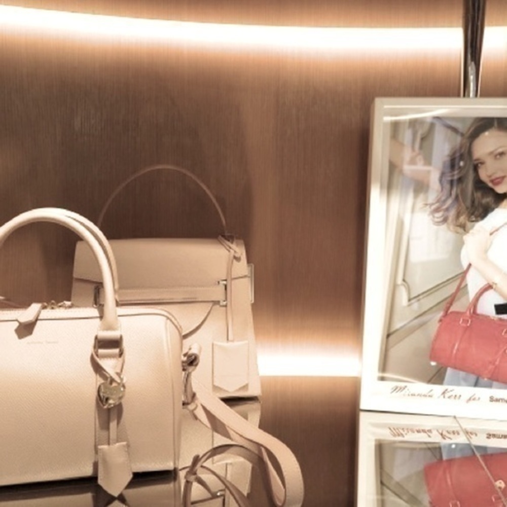 Samantha Thavasa Boston Duffle small shoulder Bag mini purse crossbody off white